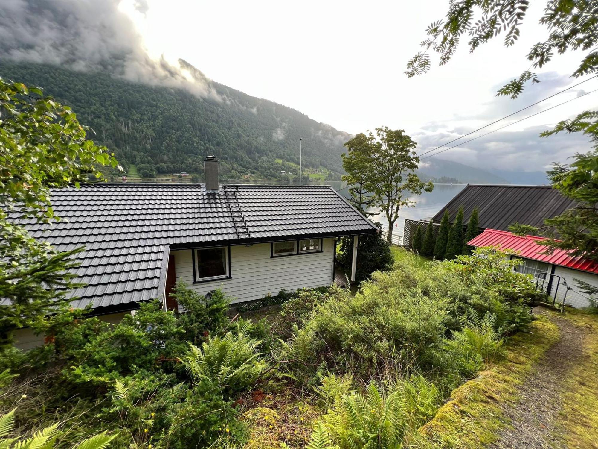 Der Fjordtraum In Balestrand Direkt Am Wasser Luaran gambar