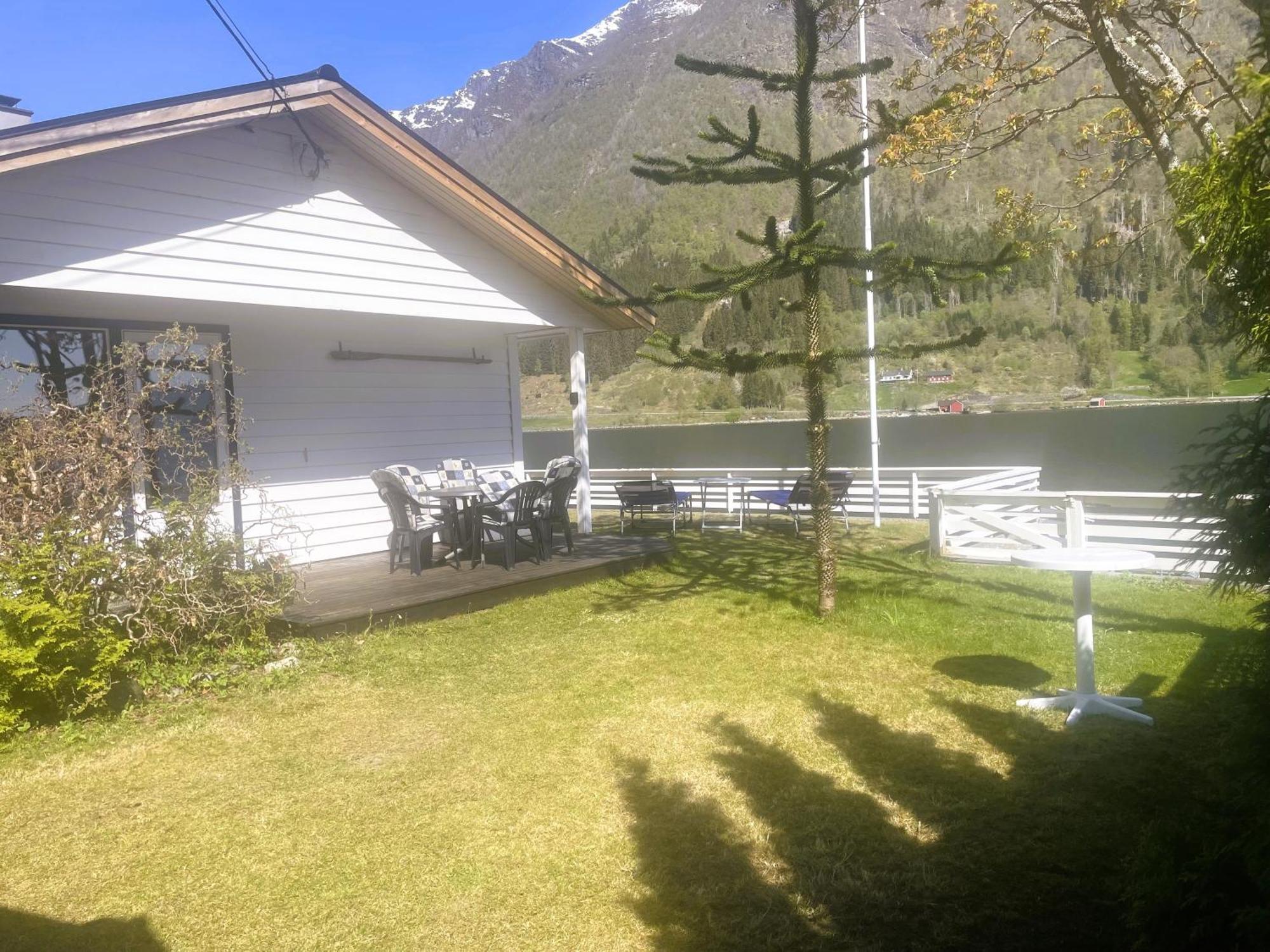 Der Fjordtraum In Balestrand Direkt Am Wasser Luaran gambar