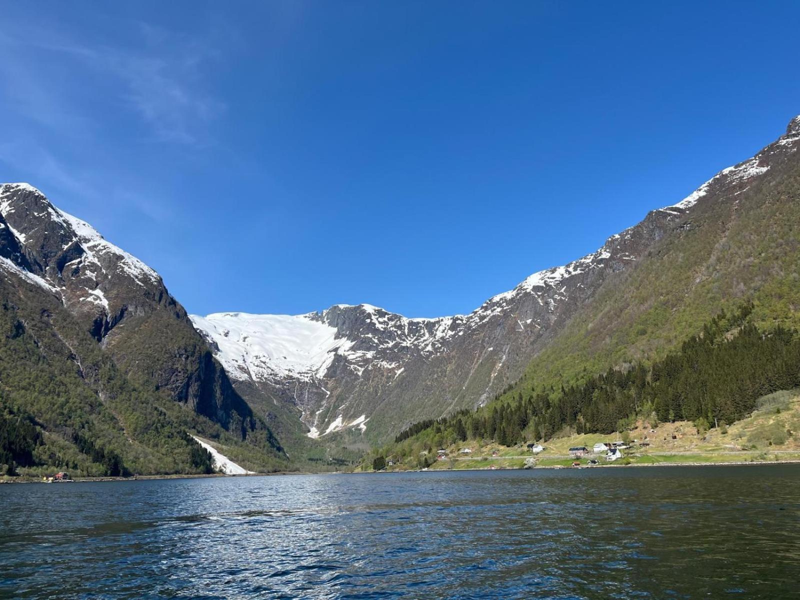 Der Fjordtraum In Balestrand Direkt Am Wasser Luaran gambar